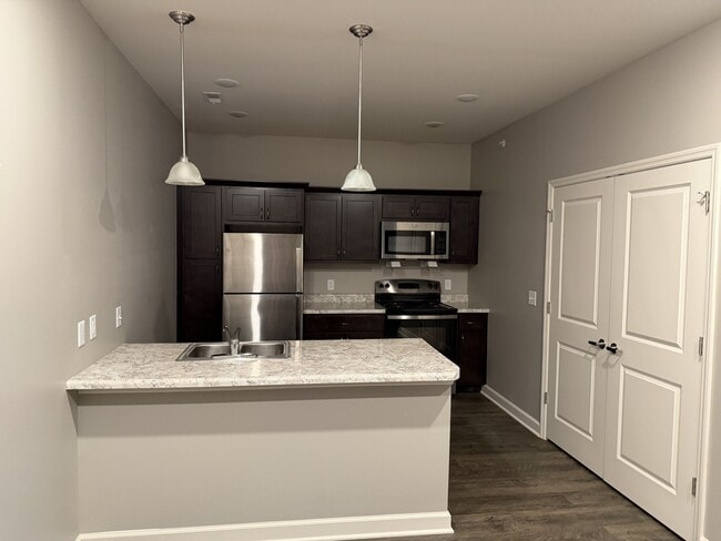 2630 Lisa Ln, Unit 312