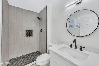 3202 W Libby St in Phoenix, AZ - Building Photo - Building Photo