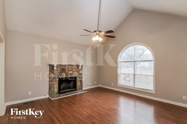2570 Paul Thomas Dr in Dacula, GA - Building Photo - Building Photo