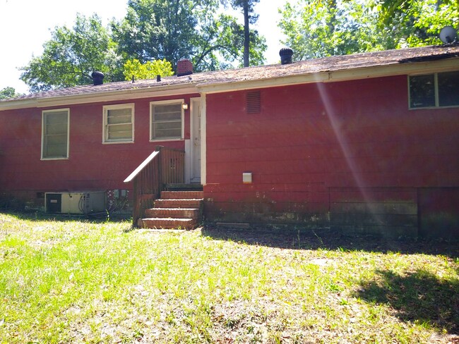 property at 3225 York Dr