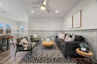 100 Deserti Rd in Leander, TX - Building Photo - Building Photo