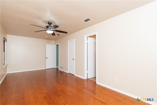 property at 507 Snapper Cove