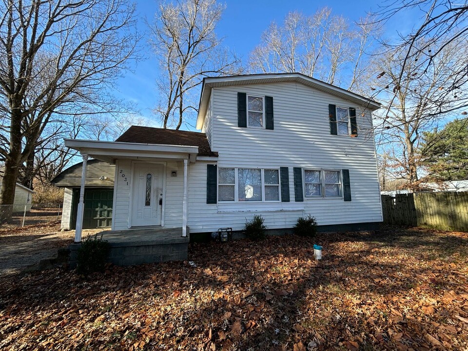 2031 S 18th St in Terre Haute, IN - Building Photo