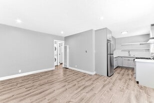 433 Nebraska Ave in Long Beach, CA - Building Photo