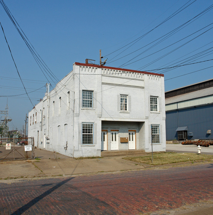 201 19th St in Huntington, WV - Building Photo