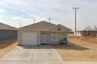 2832 E 7th St in Lubbock, TX - Building Photo