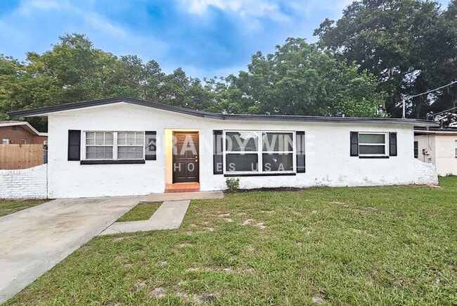 property at 121 Melanie Ln