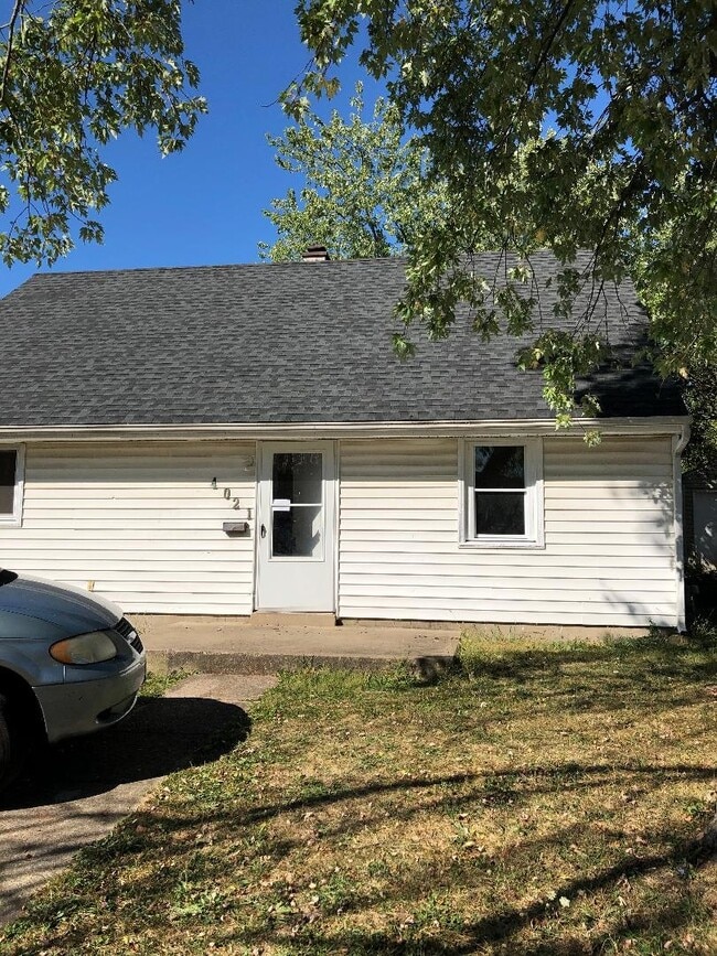 property at 4021 Prescott Ave
