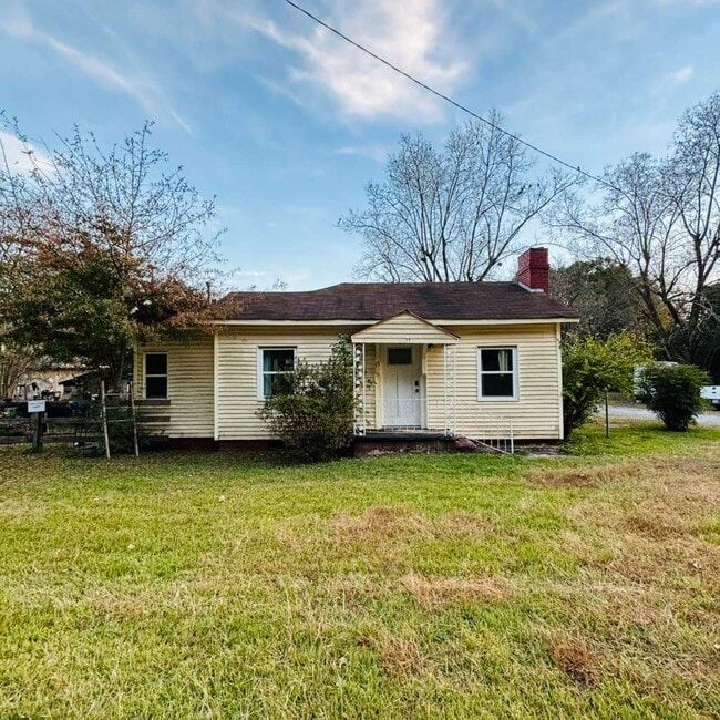 property at 17 School Rd