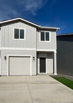 6520 W 36th Pl in Kennewick, WA - Building Photo