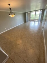 2210 Dorrington St in Houston, TX - Foto de edificio - Building Photo