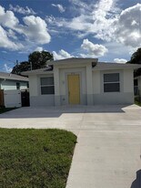 416 NE 12th Ave in Boynton Beach, FL - Building Photo