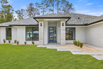 8 Fordham Ln in Palm Coast, FL - Building Photo - Building Photo