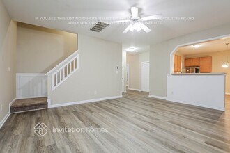 7807 Green Mill Dr, Unit 4 in Raleigh, NC - Foto de edificio - Building Photo