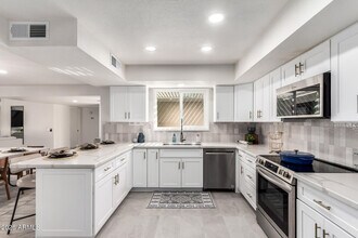 26007 S Cedarcrest Dr in Sun Lakes, AZ - Building Photo - Building Photo