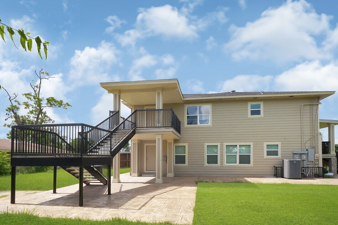 12430 Pecan Ct in Houston, TX - Building Photo