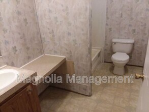 68 Jamel Ln in Henderson, NC - Building Photo - Building Photo