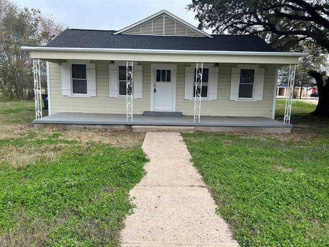 property at 606 Ed Linn St