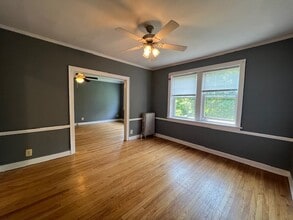 5927 N Paulina St, Unit 3W in Chicago, IL - Building Photo - Building Photo