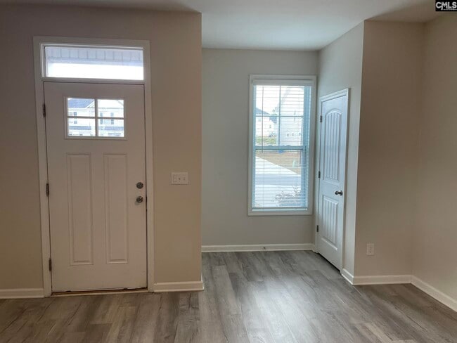 135 Silver Run Pl in West Columbia, SC - Building Photo - Building Photo