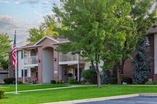 Riley Court in Bountiful, UT - Building Photo