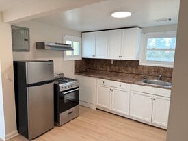 1926 Shore Rd in Linwood, NJ - Building Photo