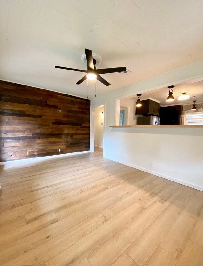 206 Mary St in Broussard, LA - Building Photo - Building Photo