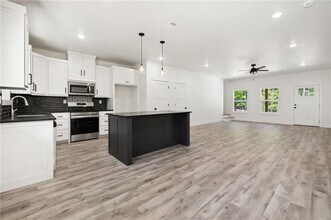 4 Leven Ln in Bella Vista, AR - Building Photo - Building Photo