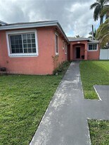14220 NE 4th Ave in Miami, FL - Building Photo