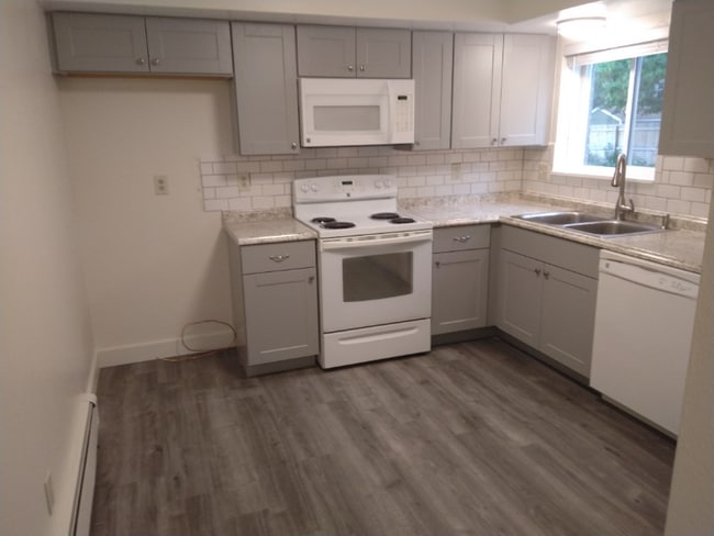 8848 W Jewell Ave, Unit 1 in Lakewood, CO - Building Photo - Building Photo