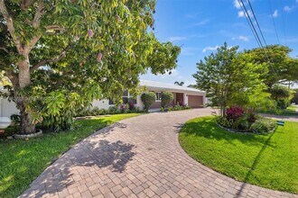 2816 NE 35th St in Fort Lauderdale, FL - Building Photo - Building Photo