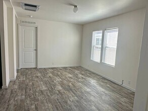 591 Childers St in Coalinga, CA - Building Photo - Building Photo