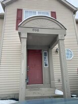 1996 Camino Ln in Hilliard, OH - Building Photo