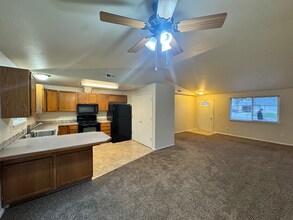 3143 Lupine St in West Richland, WA - Building Photo - Building Photo