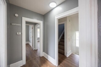 2257 E 80th St in Cleveland, OH - Building Photo - Building Photo