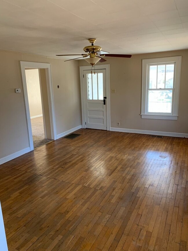 3356 Avoca Rd in Bristol, TN - Building Photo - Building Photo