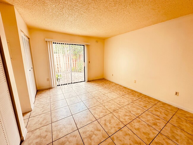 1810 West St in West Palm Beach, FL - Building Photo - Building Photo