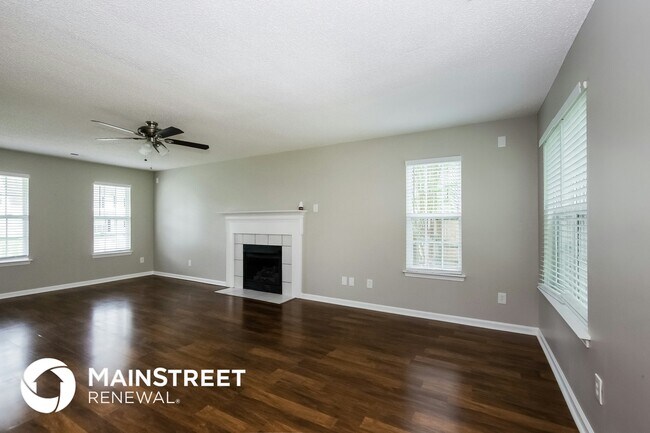 6415 Goldenblush Cir in Charlotte, NC - Building Photo - Building Photo