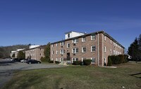 Building Photo - Carriage Hill Estates Apartments in Amesbury, Massachusetts