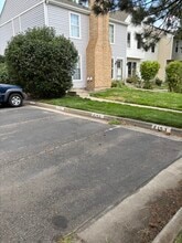 3131 S Estes St in Lakewood, CO - Foto de edificio - Building Photo