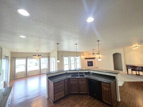 1255 Woodmoor Acres Dr in Monument, CO - Building Photo - Building Photo