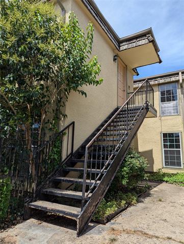 8560 Park Ln in Dallas, TX - Foto de edificio