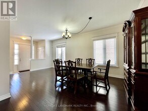 7 Plantain Ln in Richmond Hill, ON - Building Photo - Building Photo