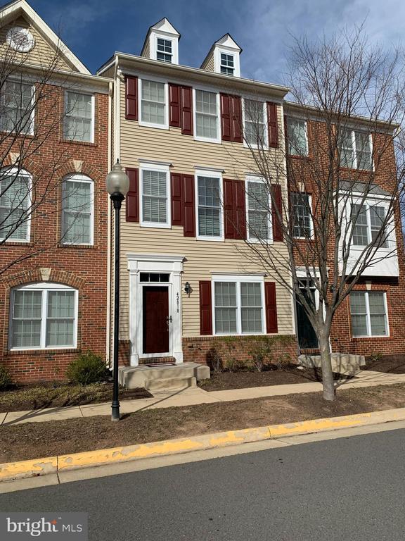 property at 42818 Eggleston Terrace