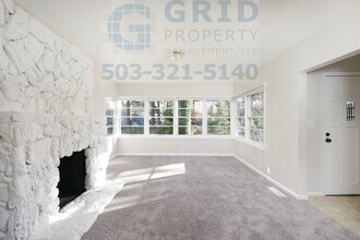 3035 SE 118th Ave in Portland, OR - Building Photo - Building Photo