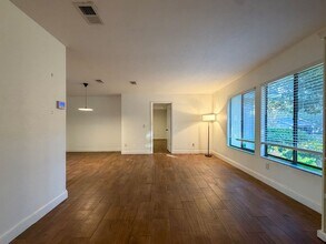 6242 NW 105th Ave in Alachua, FL - Building Photo - Building Photo