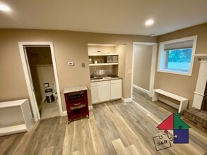 276 Locust Hill Rd in Shelburne, VT - Building Photo - Building Photo