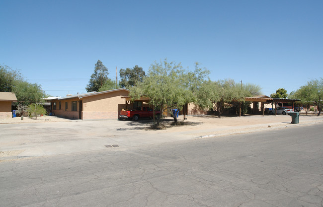 1320-1342 N Bryant Ave in Tucson, AZ - Building Photo - Building Photo