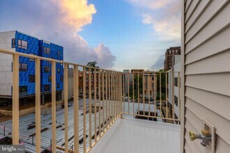 1222 N Marshall St in Philadelphia, PA - Building Photo - Building Photo