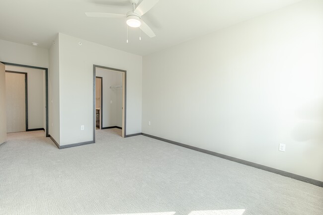 Rise Apartments in Madison, WI - Building Photo - Building Photo
